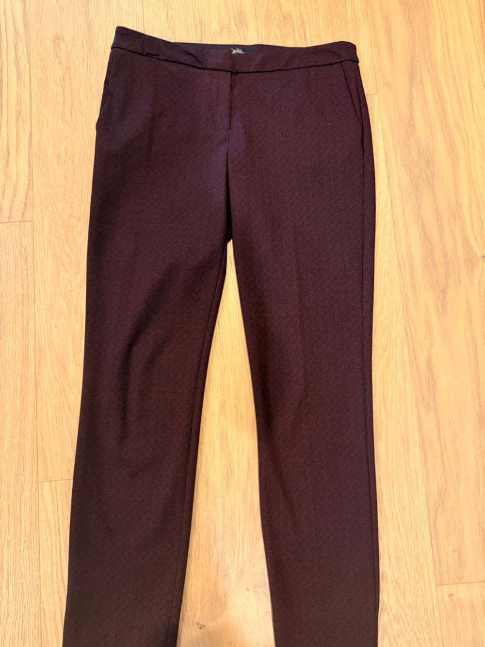 Dalia Slim Stretchy Low-Rise Dress Pants in Patterned Deep Plum